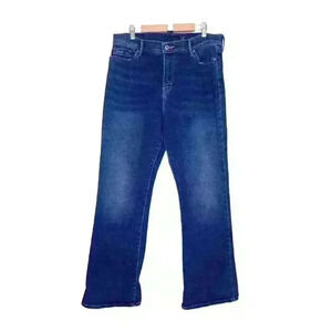 Levi's Plus Size Boot cut Blue Jeans with stretch